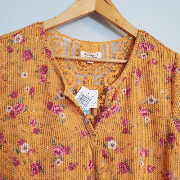 Ultra Flirt Juniors' Floral Lace-Back T-Shirt Orange Size Large - Picture 7 of 12